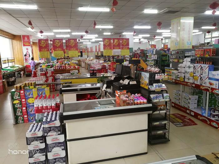城郊好又多超市急聘店长,收银员,理货员