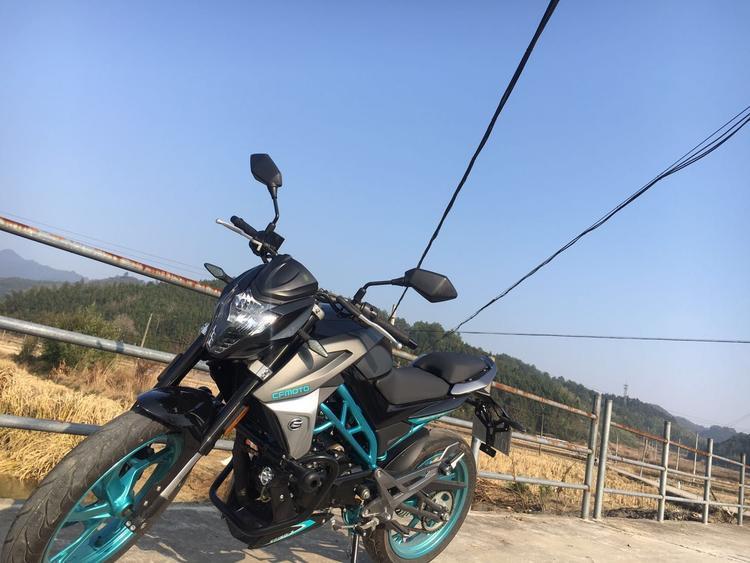 出准新车春风水冷150