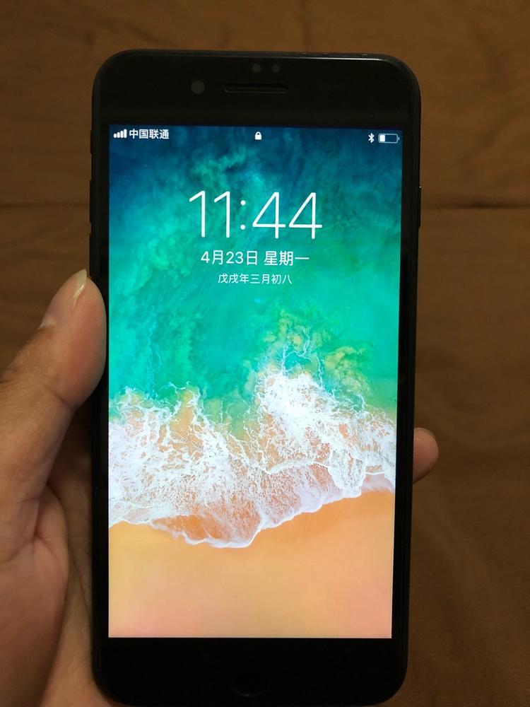 苹果6splus太空灰32g