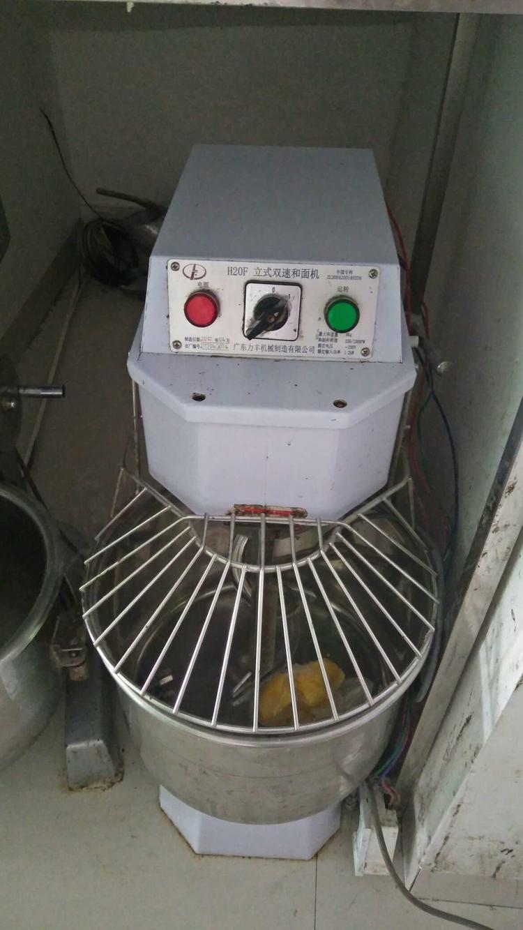 八成新做面包蛋糕机器低价出售电话13859475985