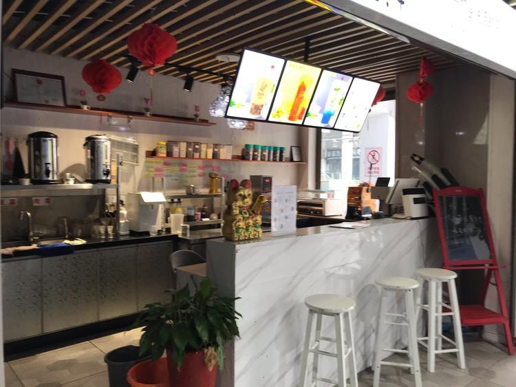 美食街店铺转让