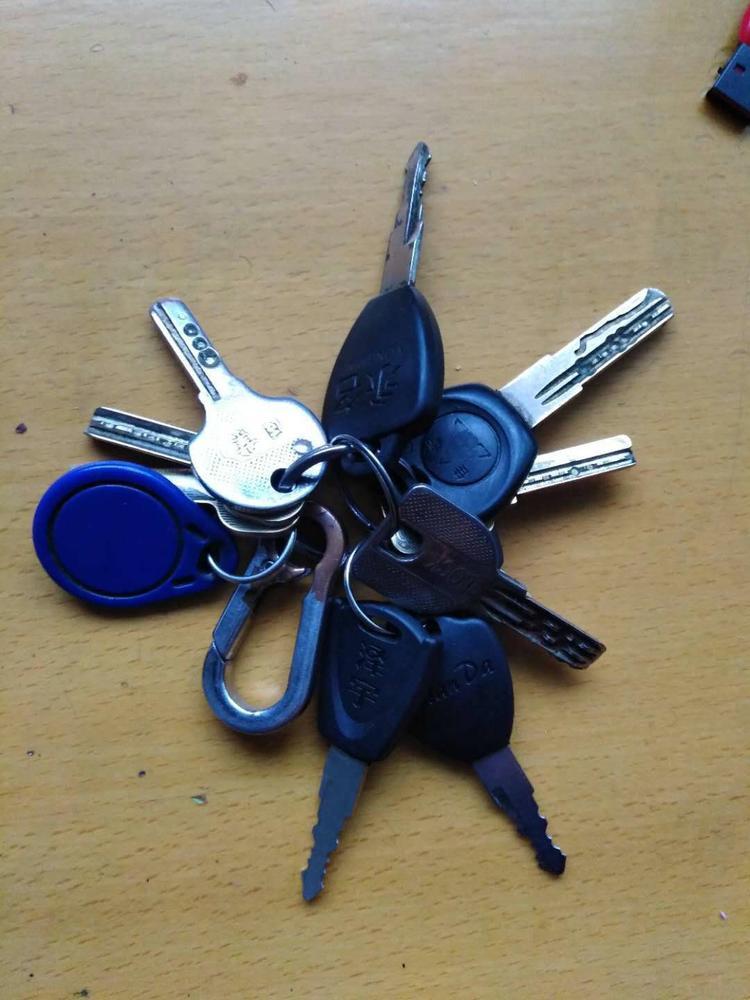 寻钥匙欢乐无限附近丢了一串钥匙