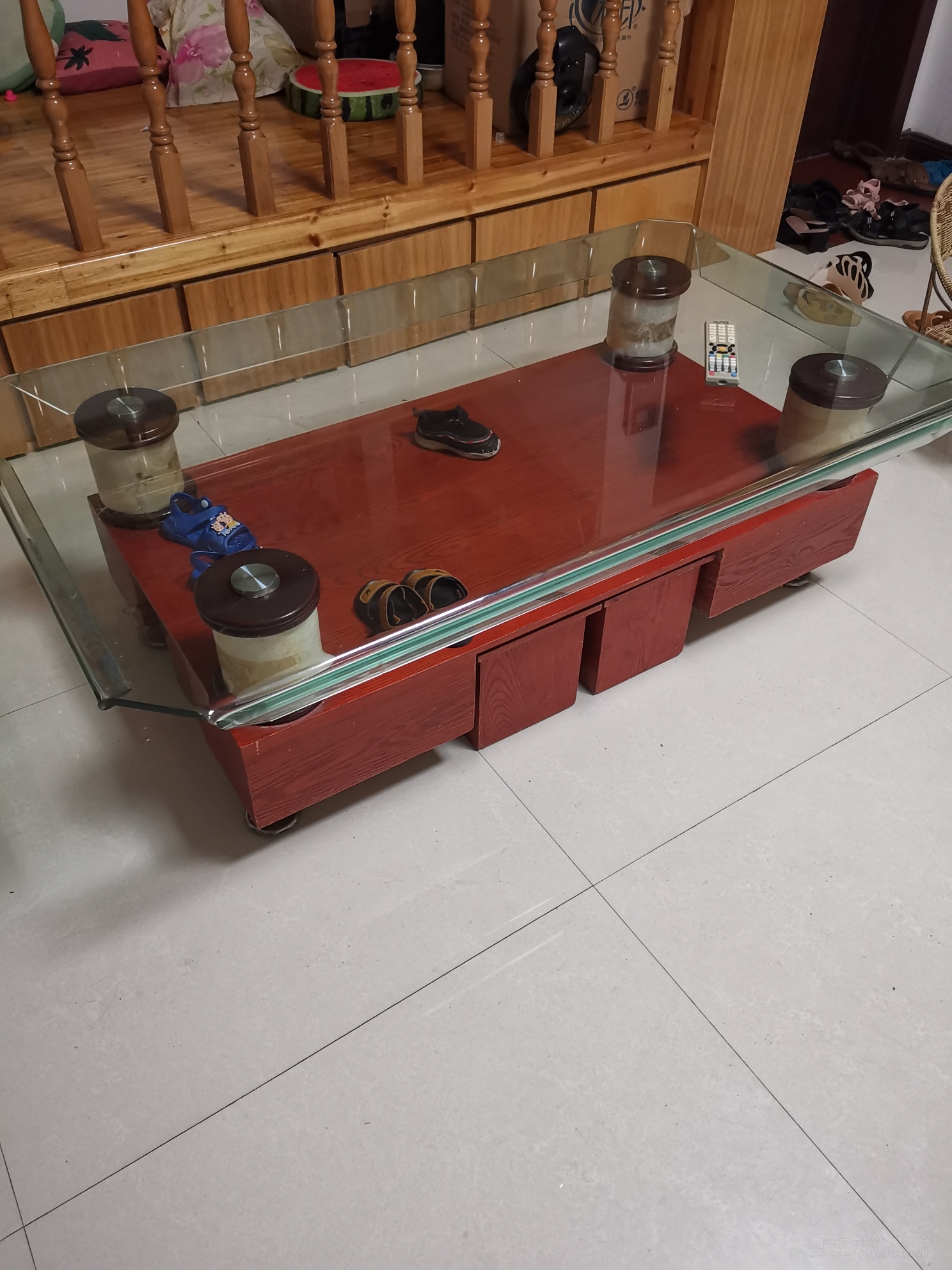 茶几低价出售200元