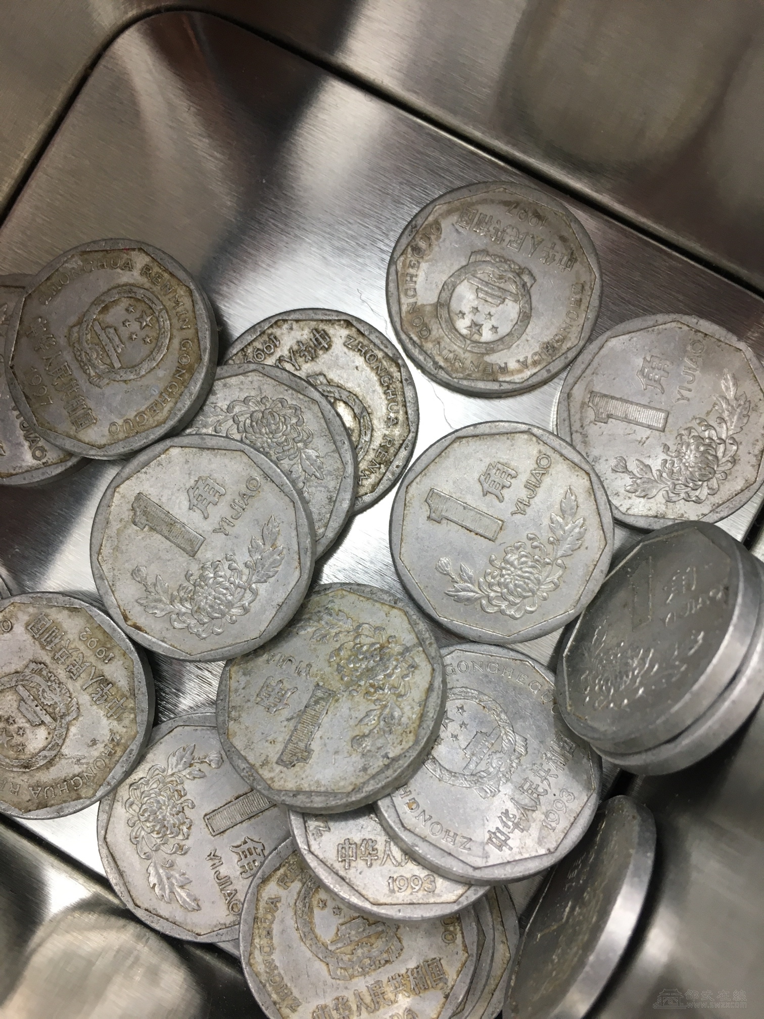 除了银行哪里还会收老款一毛钱的硬币