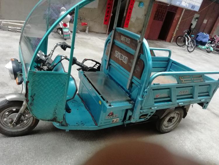 电动车三轮车出售