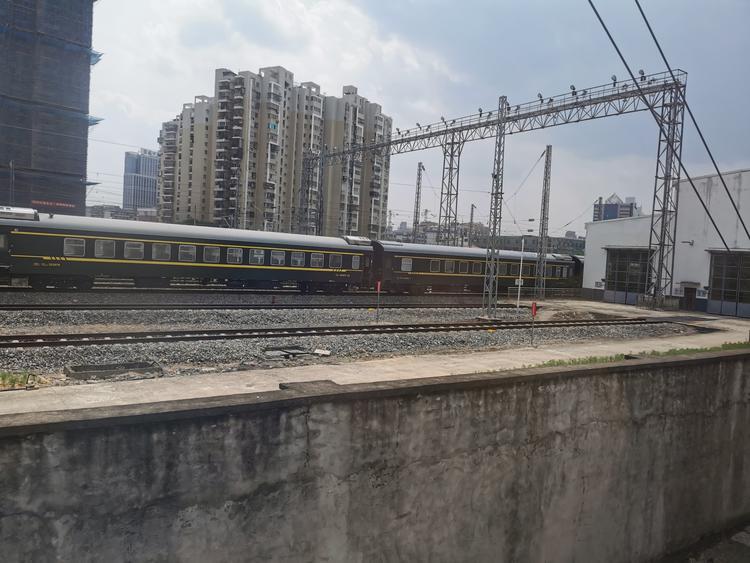 邵武火车站加开两趟旅客列车