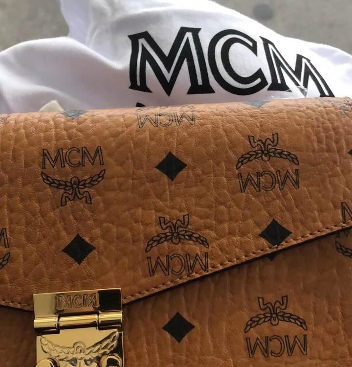 mcm单肩斜挎包中小号信封包翻盖链条女包 正品 便宜卖啦