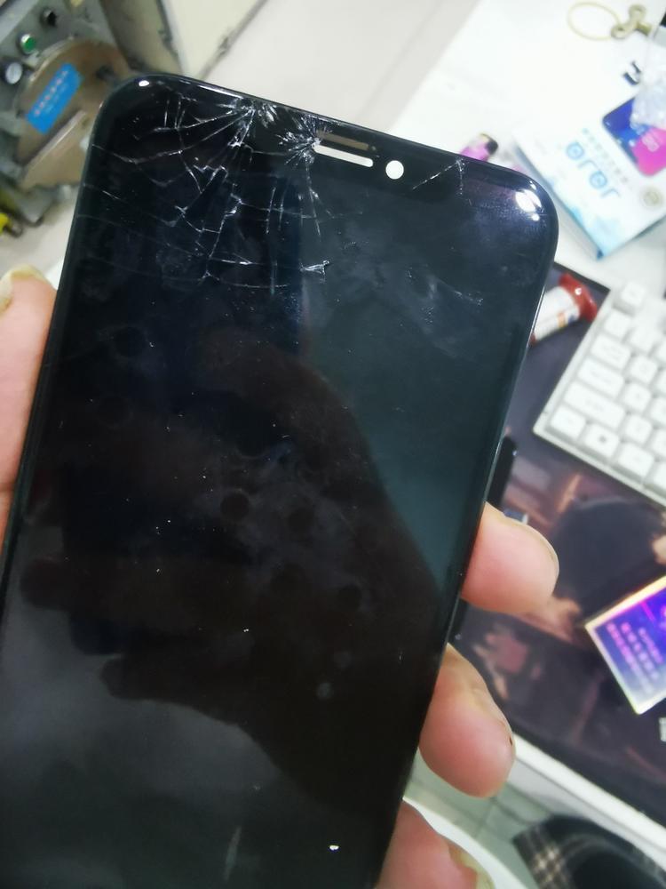 手机维修爆屏修复