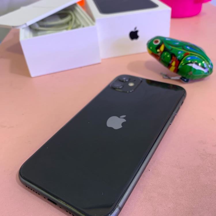 苹果11国行双卡64g全原装无拆修3400