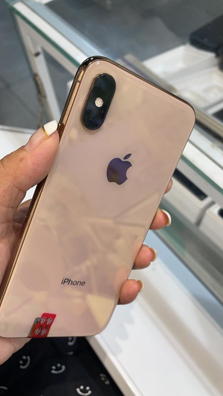 在保国行苹果1264g128g